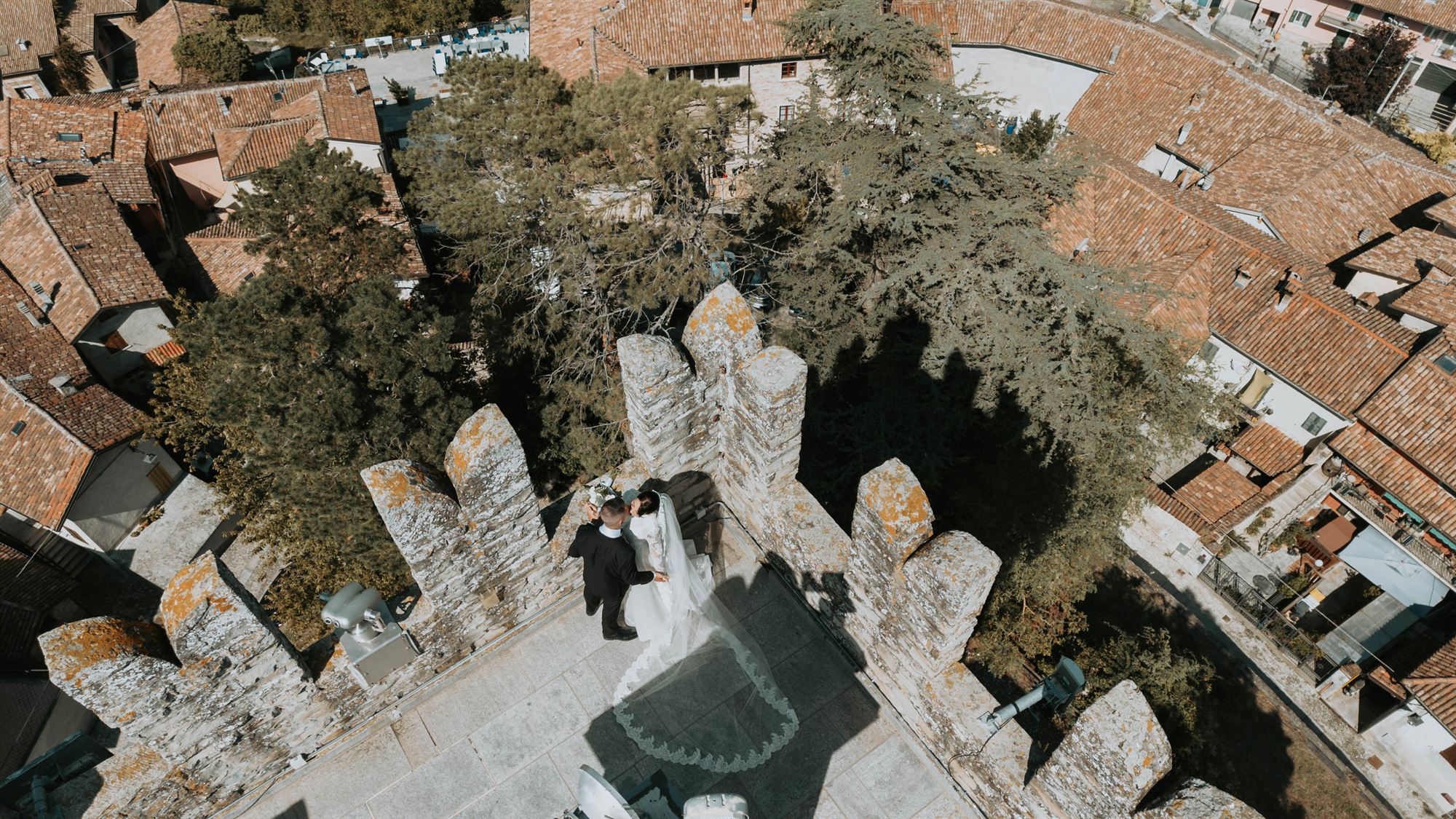 Matrimonio di Nunzio e Valentina ad Alessandria, Castello Trisobbio, reportage di Yuri Cannas, foto 16